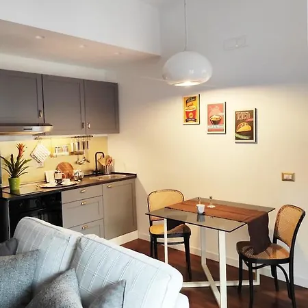 Centralissimo E Confortevole, Fronte Petruzzelli B アパート バーリ